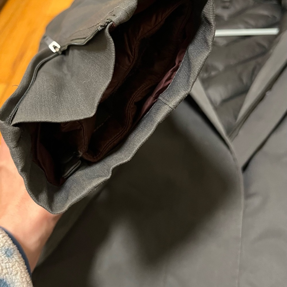 Patagonia Women’s Tres 3 in 1 Waterproof Down Parka Small (lightly worn) - Picture 12 of 14
